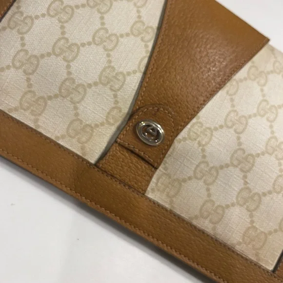 Gucci pvc/leather clutch